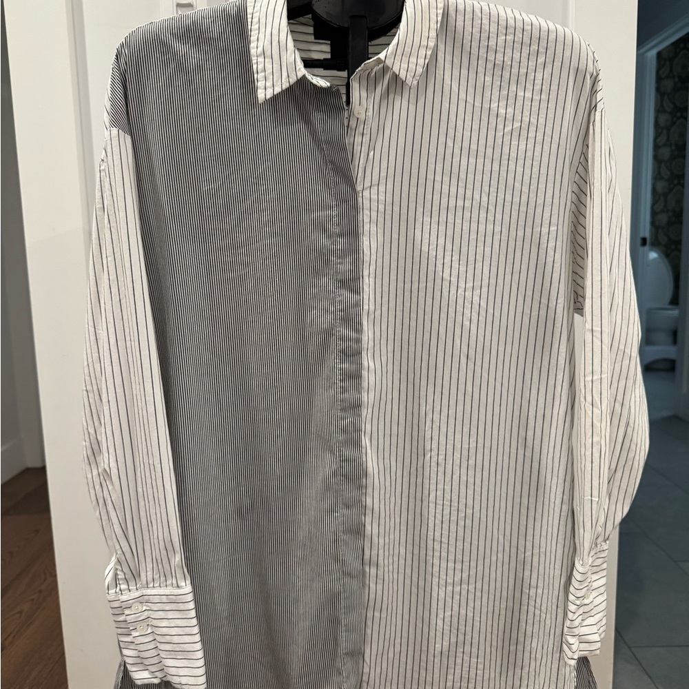 Chic Black and White Striped Women's Blouse